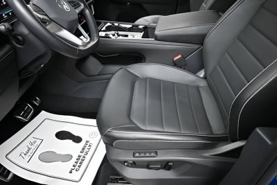 2024 Volkswagen Atlas Cross Sport 2.0T SEL R-Line
