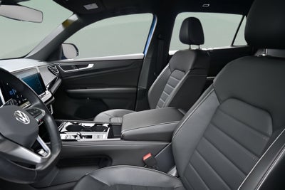 2024 Volkswagen Atlas Cross Sport 2.0T SEL R-Line