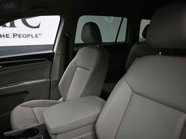 2019 Volkswagen Atlas 3.6L V6 SE w/Technology R-Line