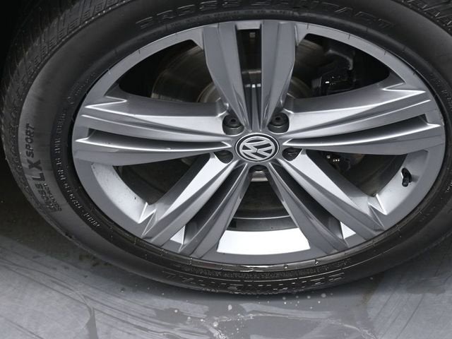 2019 Volkswagen Atlas 3.6L V6 SE w/Technology R-Line