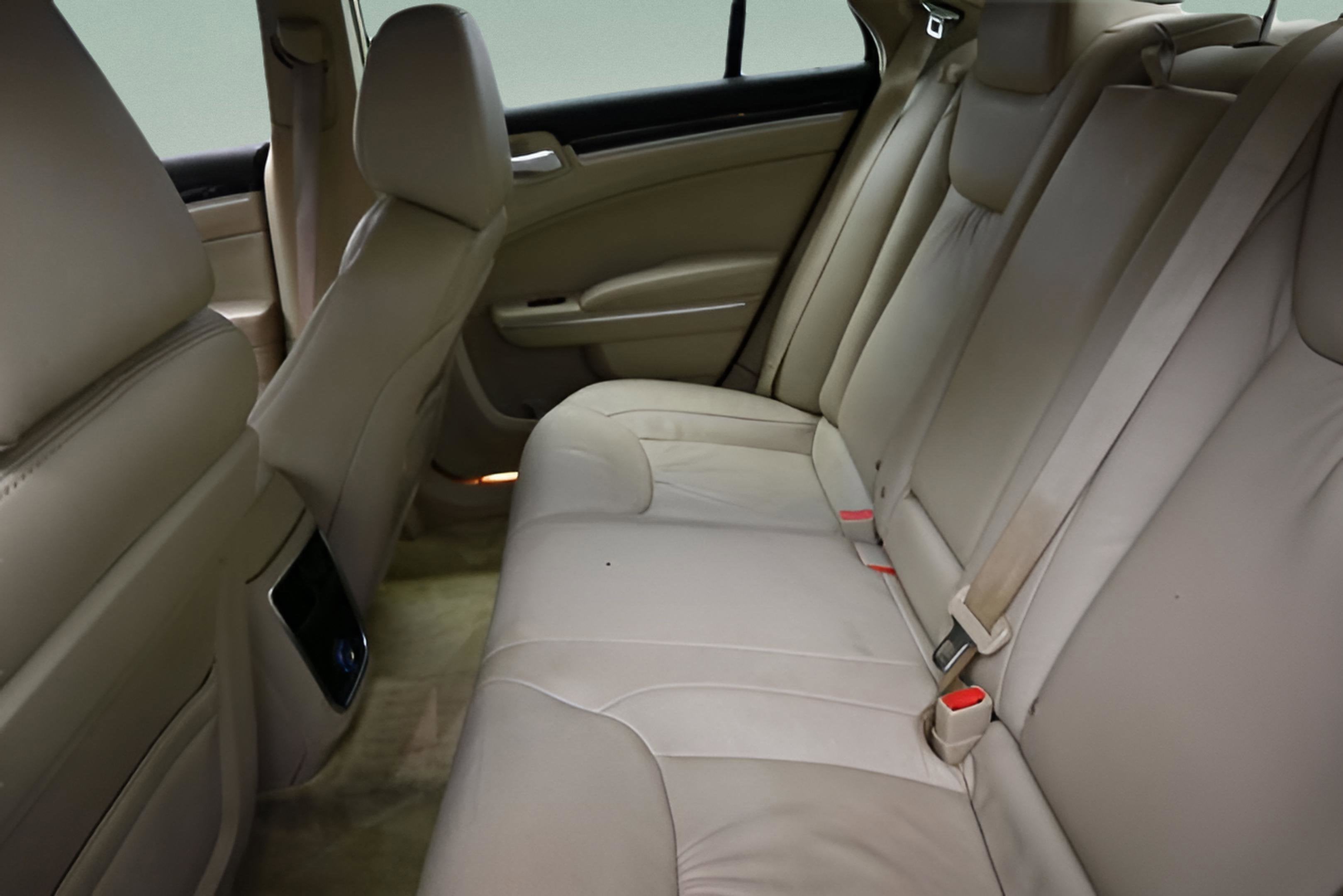 2011 Chrysler 300 Limited