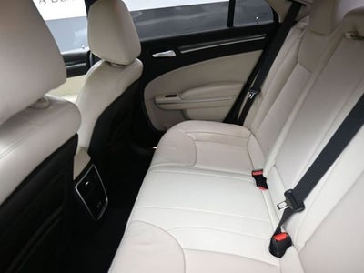 2020 Chrysler 300 Touring L