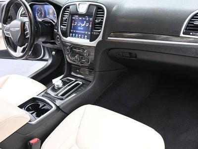 2020 Chrysler 300 Touring L