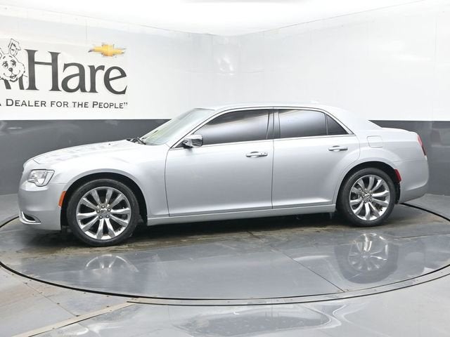 2020 Chrysler 300 Touring L