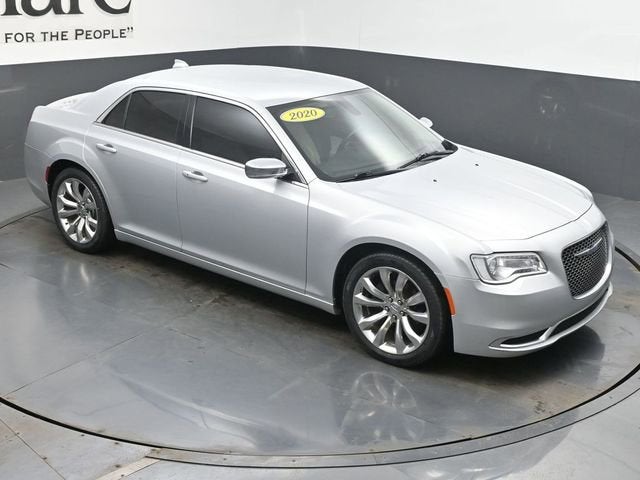 2020 Chrysler 300 Touring L
