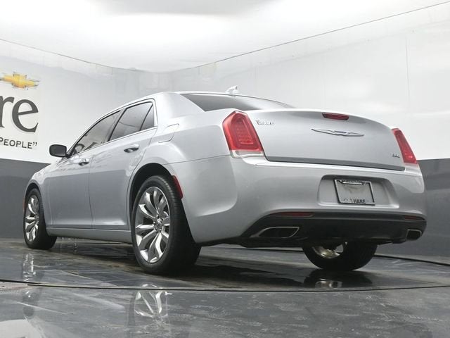 2020 Chrysler 300 Touring L