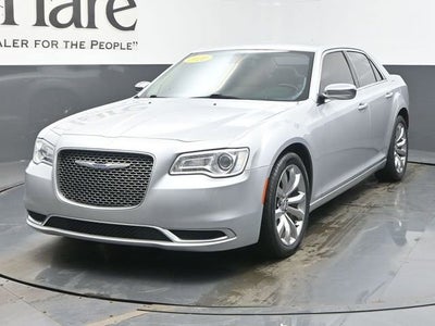 2020 Chrysler 300 Touring L