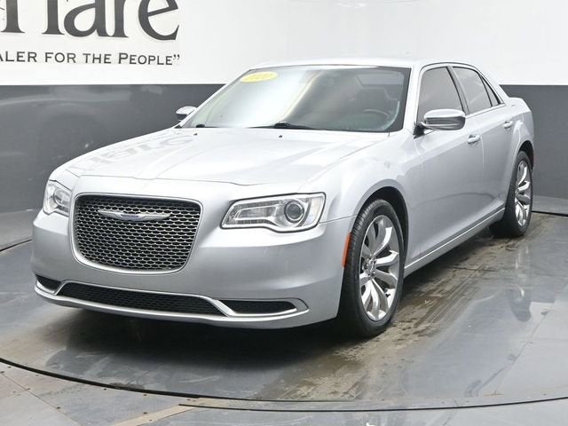 2020 Chrysler 300 Touring L