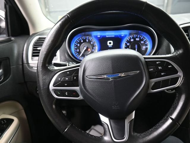 2020 Chrysler 300 Touring L