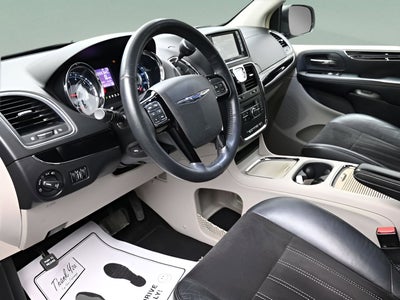 2014 Chrysler Town & Country Touring-L 30th Anniversary