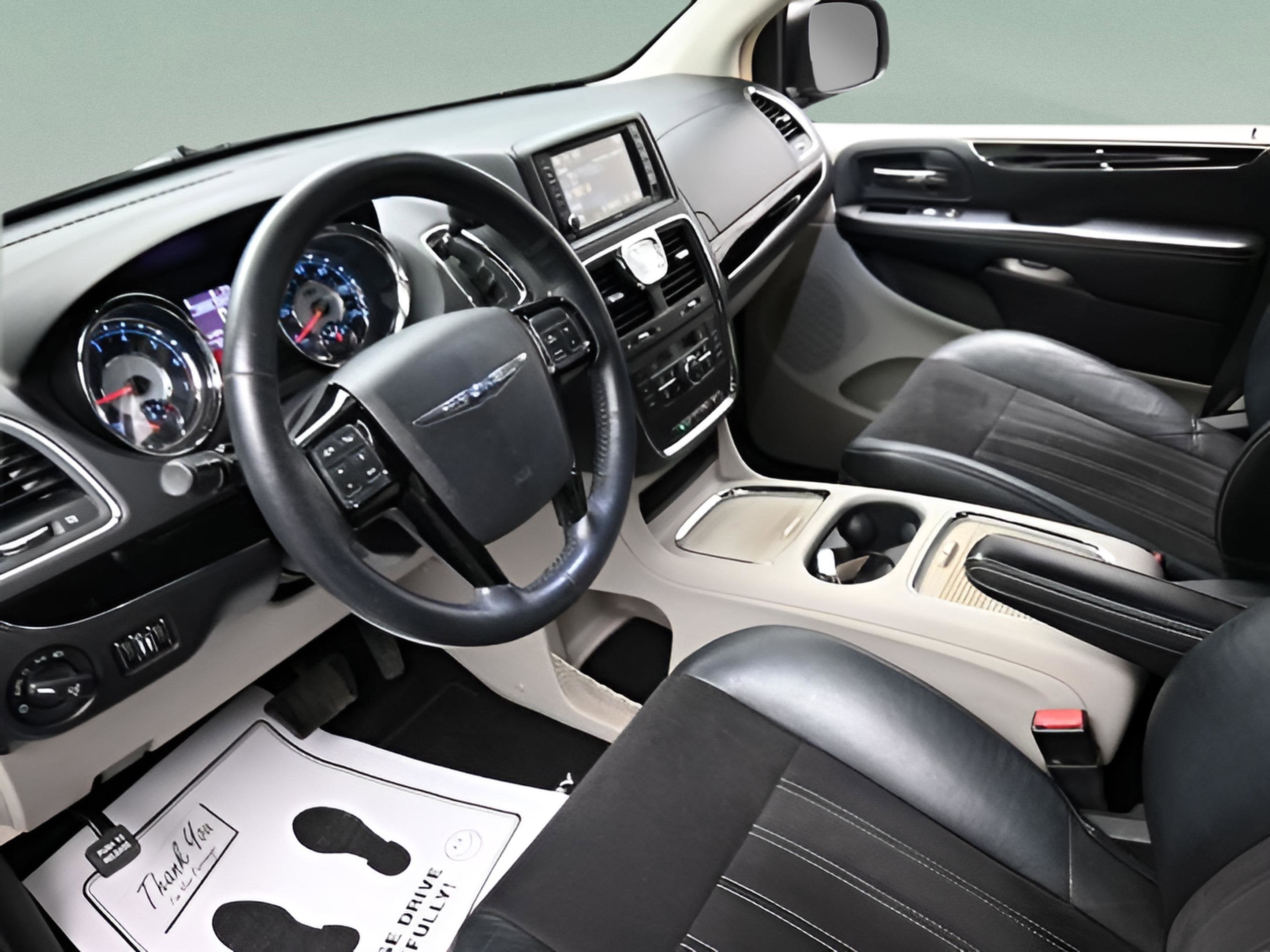 2014 Chrysler Town & Country Touring-L 30th Anniversary