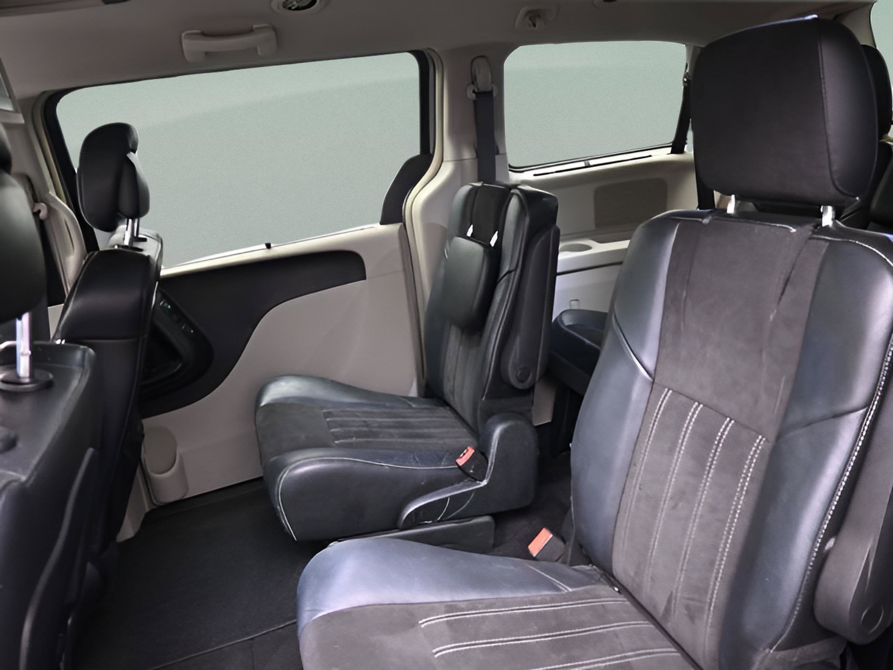 2014 Chrysler Town & Country Touring-L 30th Anniversary