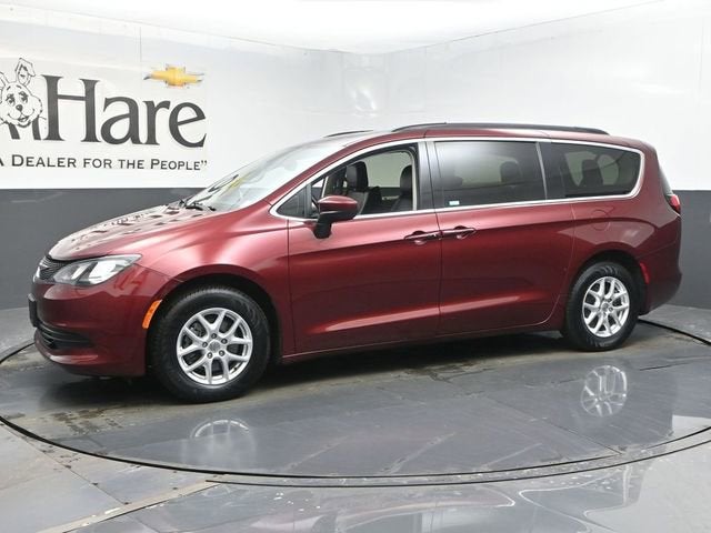 2020 Chrysler Voyager LXI