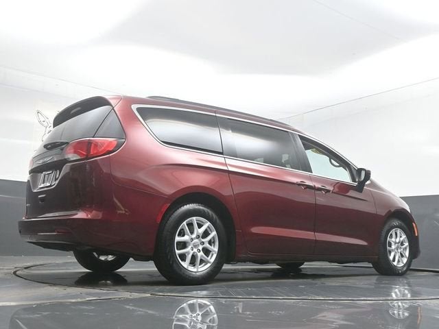 2020 Chrysler Voyager LXI