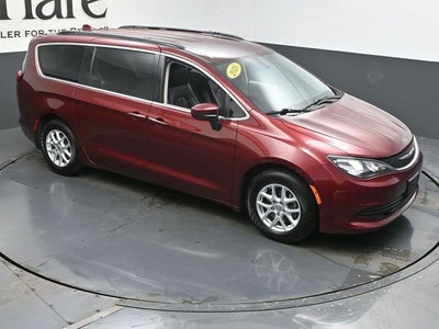 2020 Chrysler Voyager LXI