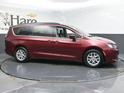 2020 Chrysler Voyager LXI