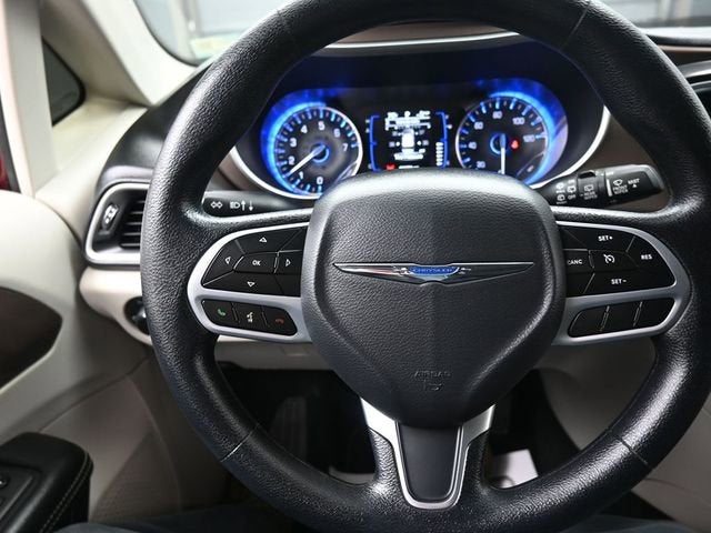 2020 Chrysler Voyager LXI