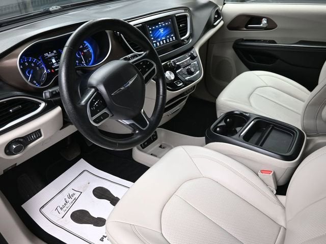 2021 Chrysler Voyager LXI