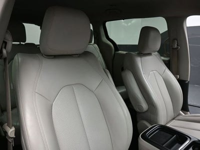 2021 Chrysler Voyager LXI