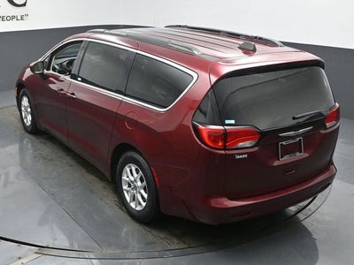2021 Chrysler Voyager LXI