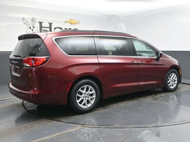 2021 Chrysler Voyager LXI