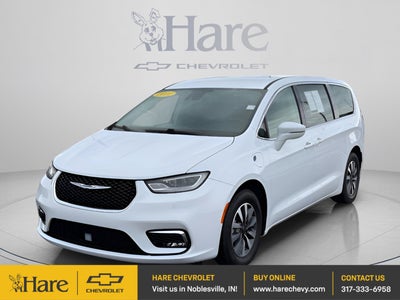 2022 Chrysler Pacifica Hybrid Touring L