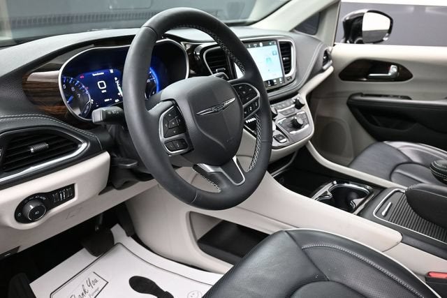 2024 Chrysler Pacifica Limited AWD