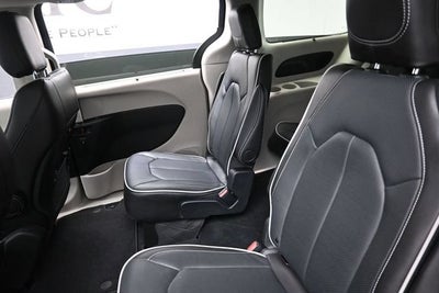 2024 Chrysler Pacifica Limited AWD