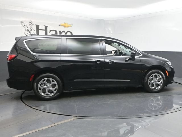 2024 Chrysler Pacifica Limited AWD