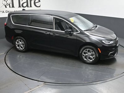 2024 Chrysler Pacifica Limited AWD