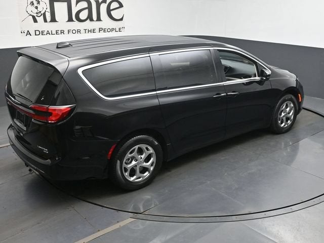 2024 Chrysler Pacifica Limited AWD