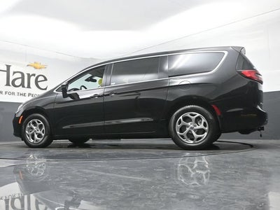 2024 Chrysler Pacifica Limited AWD