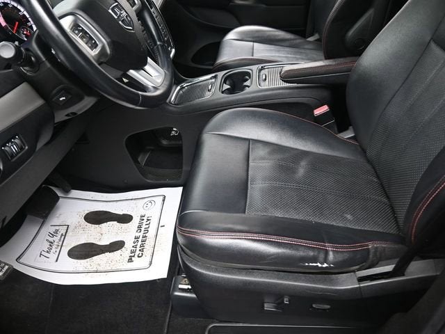 2013 Dodge Grand Caravan R/T