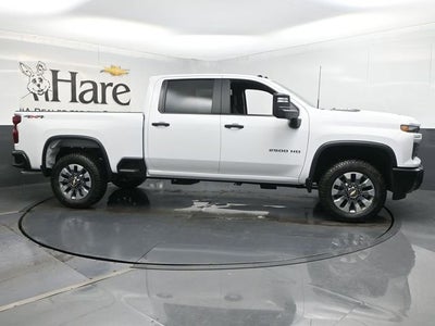2026 Chevrolet Silverado 2500 HD Custom