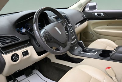 2019 Lincoln MKT Reserve