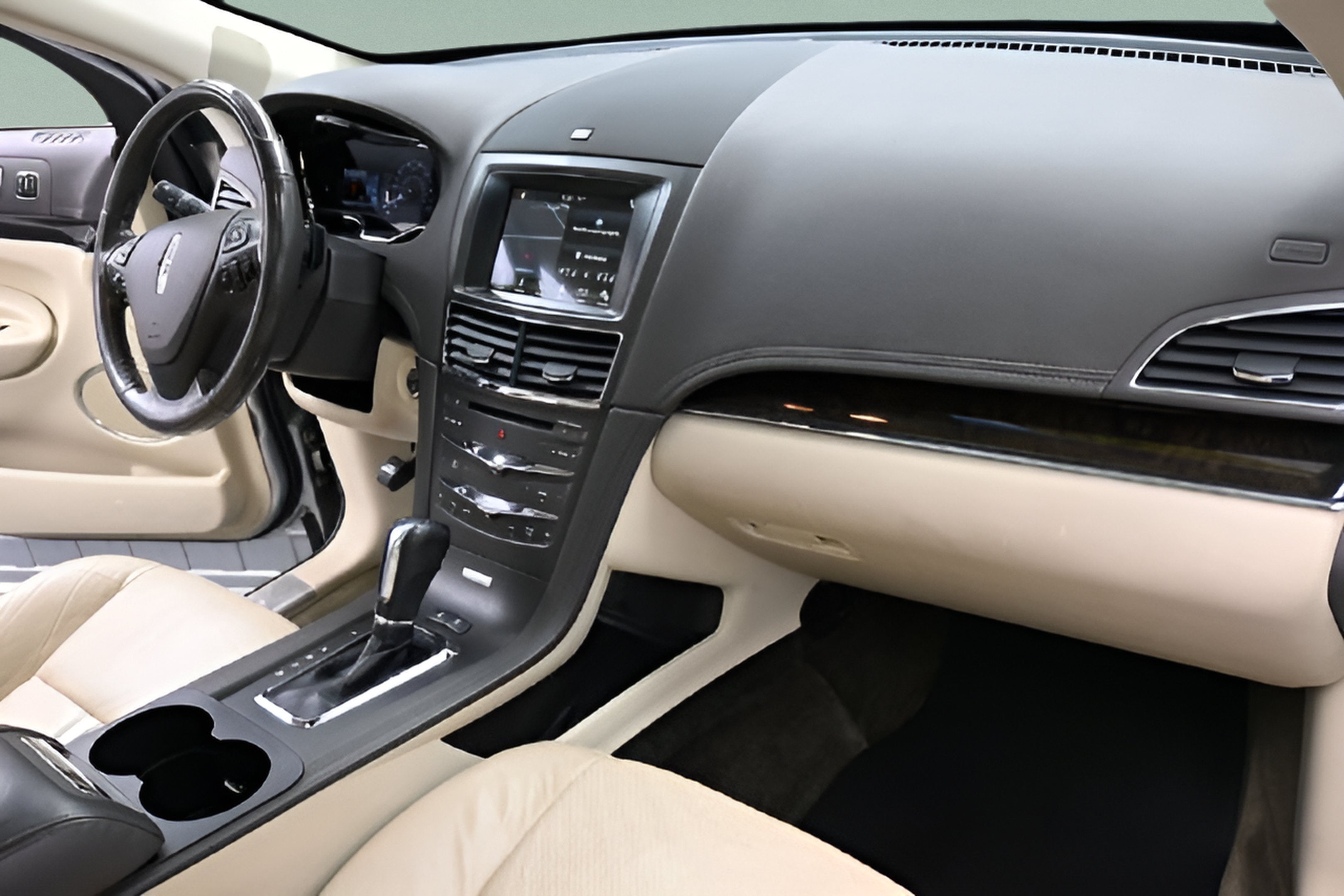 2019 Lincoln MKT Reserve