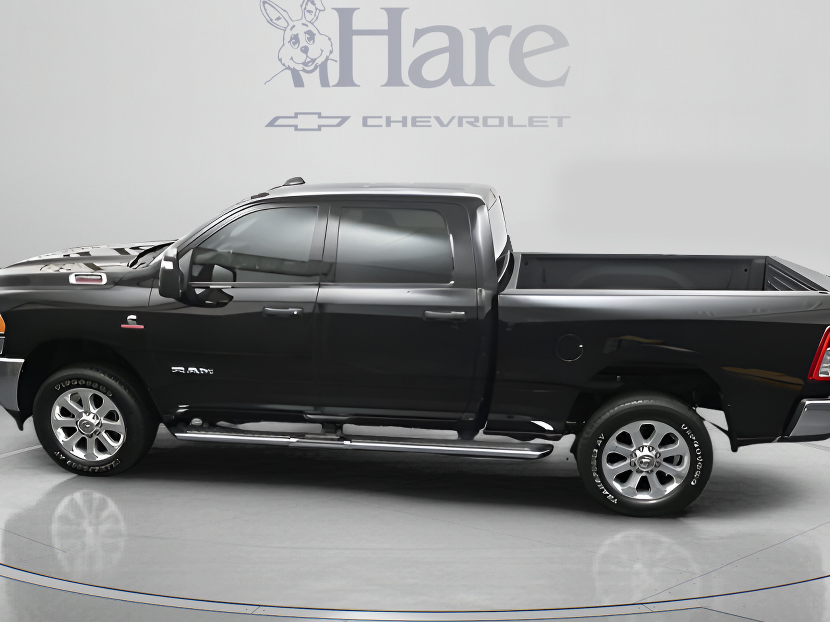 2023 RAM 2500 Big Horn Crew Cab 4x4 6'4" Box