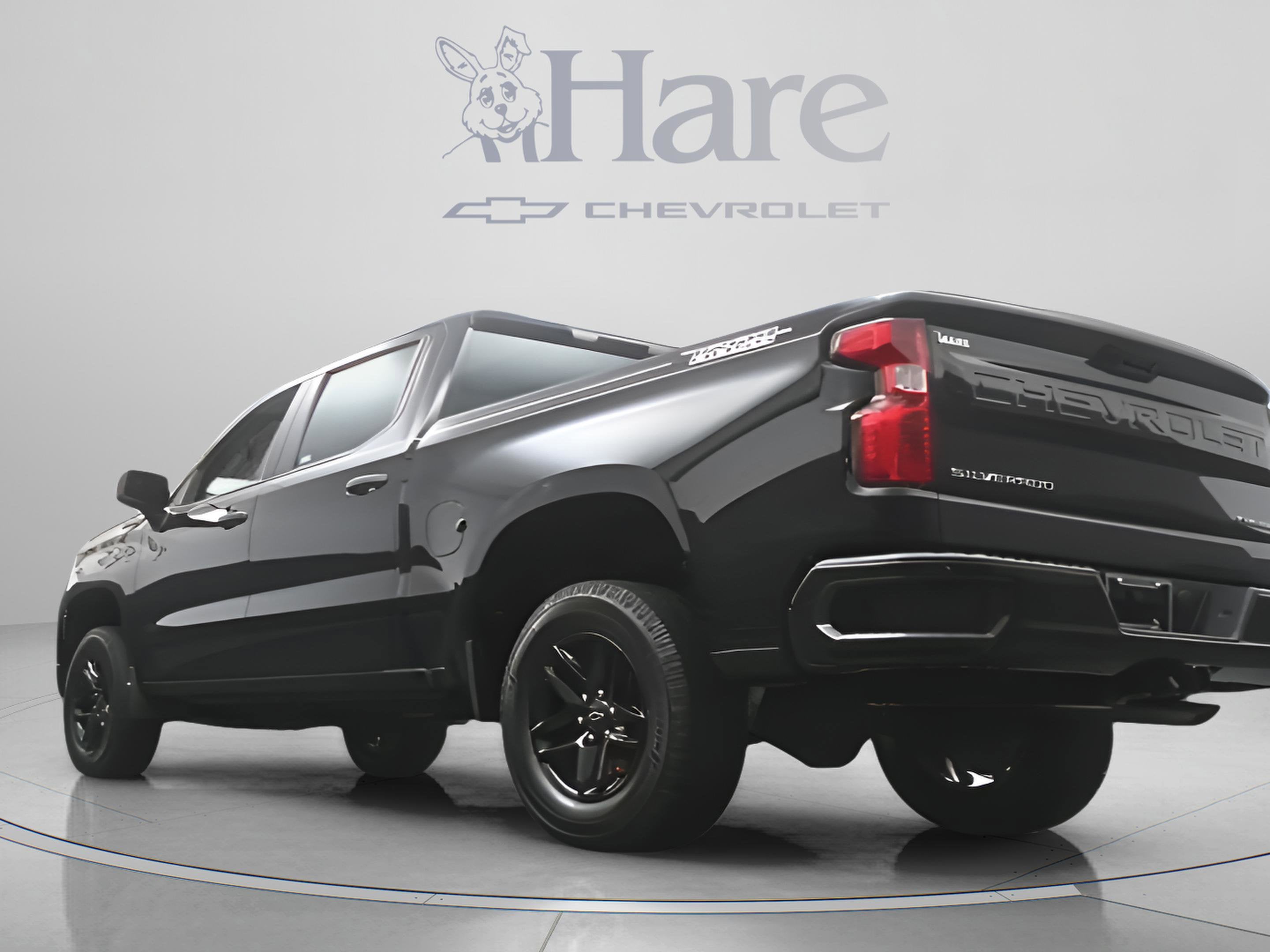 2022 Chevrolet Silverado 1500 Custom Trail Boss