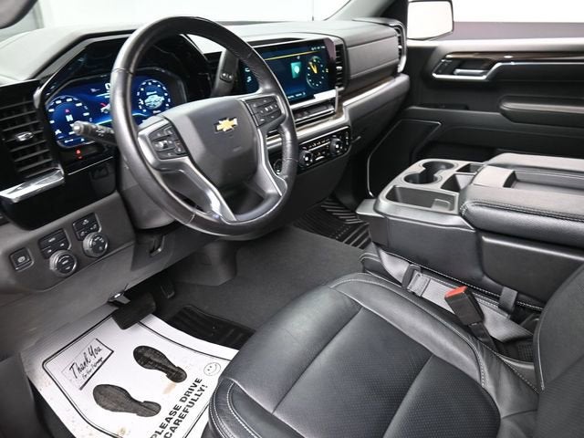 2022 Chevrolet Silverado 1500 LT (2FL)