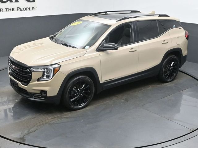 2023 GMC Terrain SLT