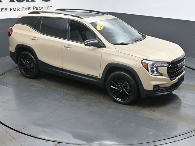 2023 GMC Terrain SLT