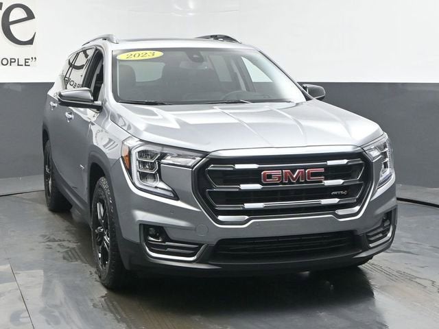 2023 GMC Terrain AT4