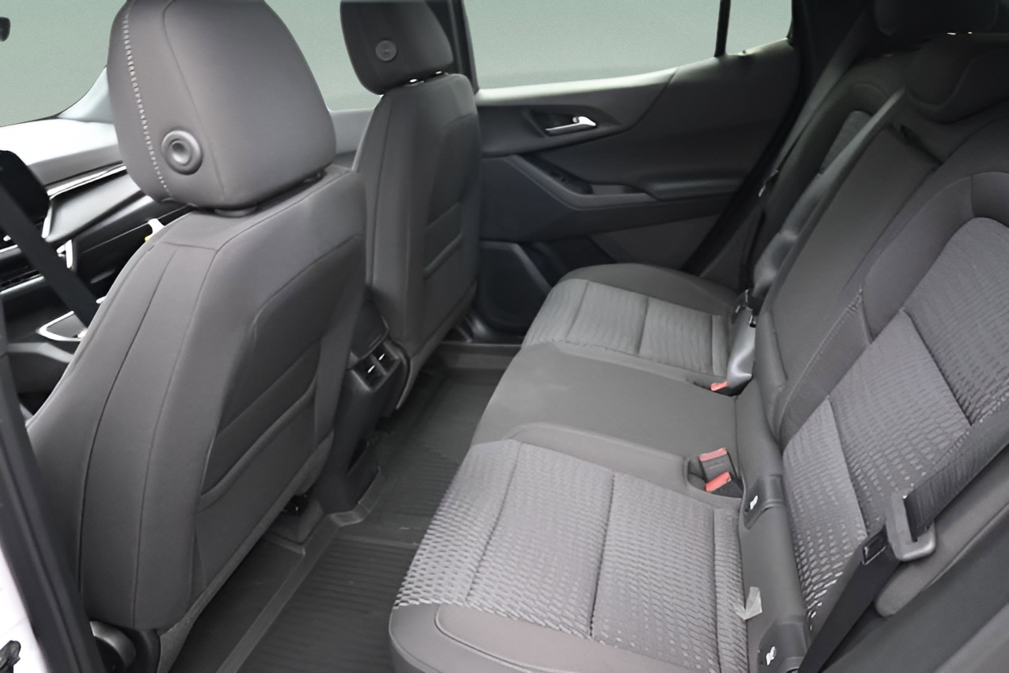 2026 Chevrolet Equinox LT - Photo 37