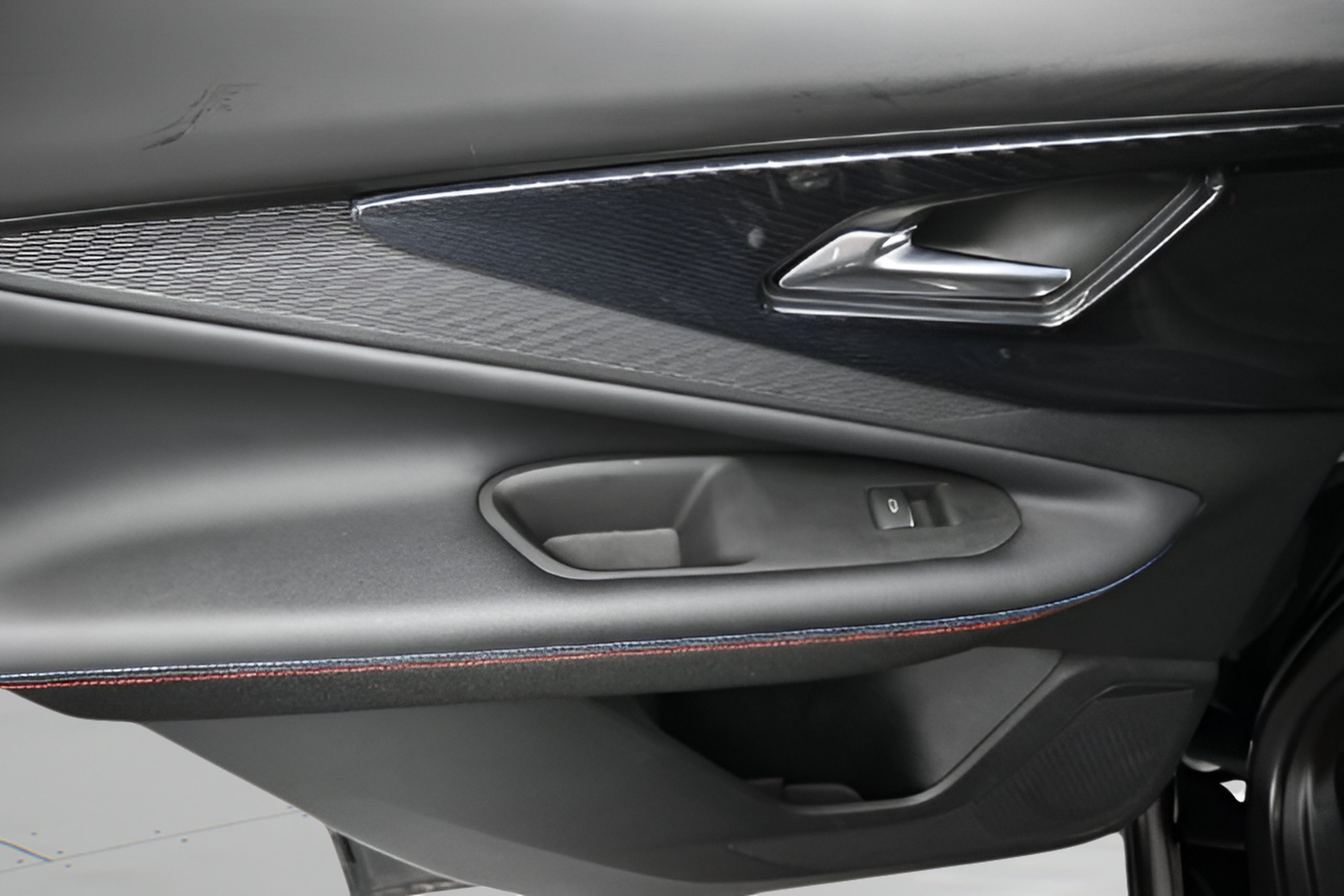 2024 Chevrolet Blazer EV RS - Photo 52