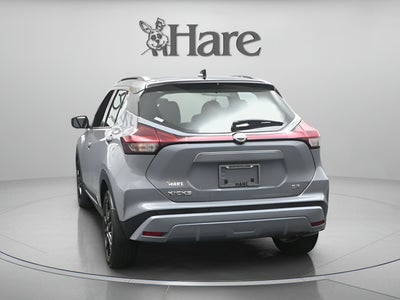 2023 Nissan Kicks SR Xtronic CVT