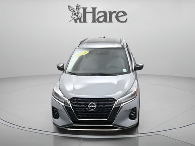 2023 Nissan Kicks SR Xtronic CVT