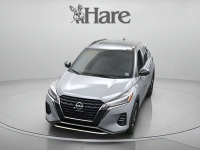 2023 Nissan Kicks SR Xtronic CVT