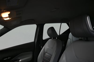 2023 Nissan Kicks SR Xtronic CVT