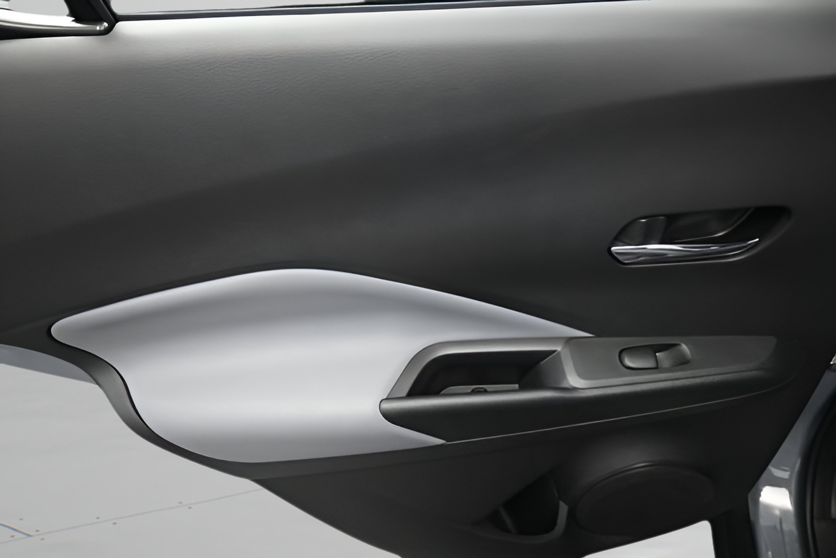 2023 Nissan Kicks SR Xtronic CVT