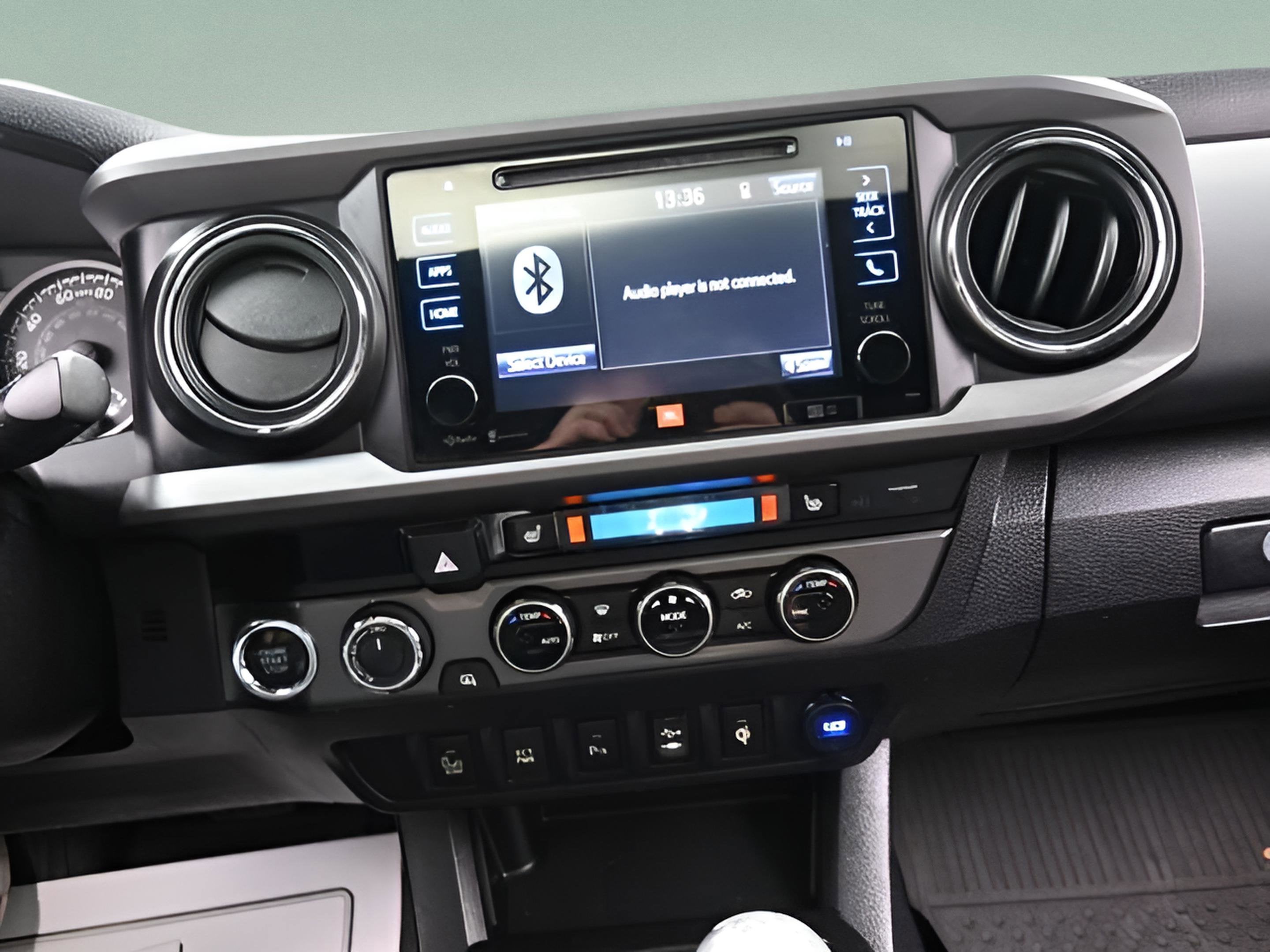 2016 Toyota Tacoma SR